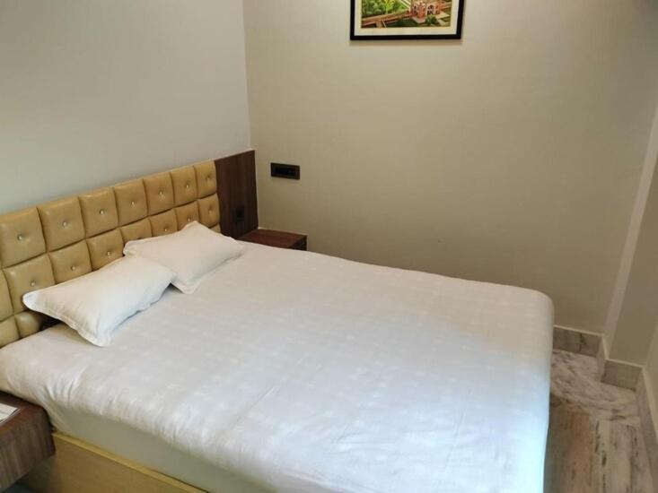 אגרטלה Hotel Epar Bangla מראה חיצוני תמונה
